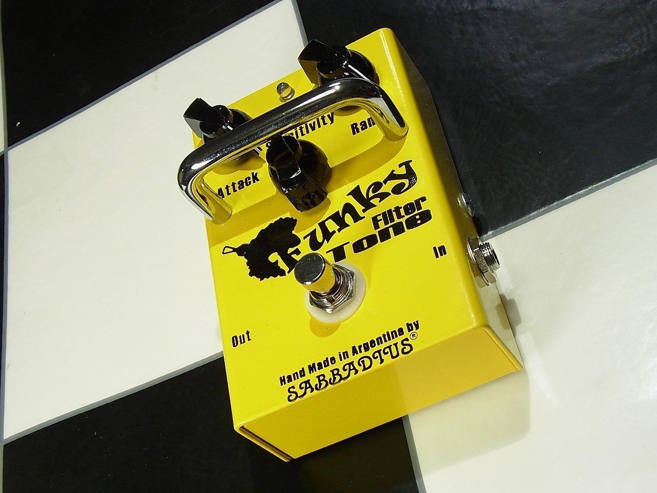 Пользовательские эффекты педали Funky Filter Tone Auto Wah Effector Handmade Pedal из Аргентины Sabbadius
Пользовательские эффекты педали Funky Filter Tone Auto Wah Effector Handmade Pedal из Аргентины Sabbadius