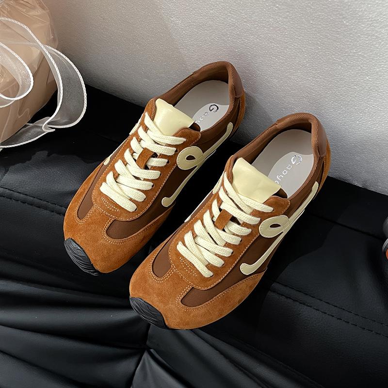 Platform single shoes women s, new German training shoes asymmetrical large toe lace-up sports and leisure shoes versatile Forrest Gump shoes 40
Platform single shoes women s, new German training shoes asymmetrical large toe lace-up sports and leisure shoes versatile Forrest Gump shoes 40