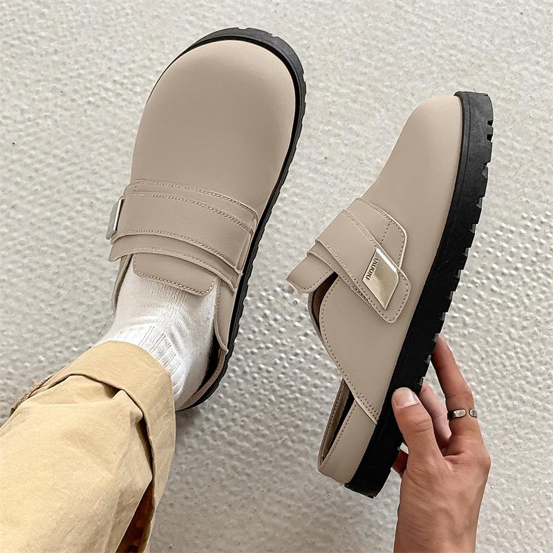 2025 new men s slippers niche mango head low-top half-drag lazy person one-pedal bag head drag board shoes men Z502 44 коричневий
2025 new men s slippers niche mango head low-top half-drag lazy person one-pedal bag head drag board shoes men Z502 44 коричневий