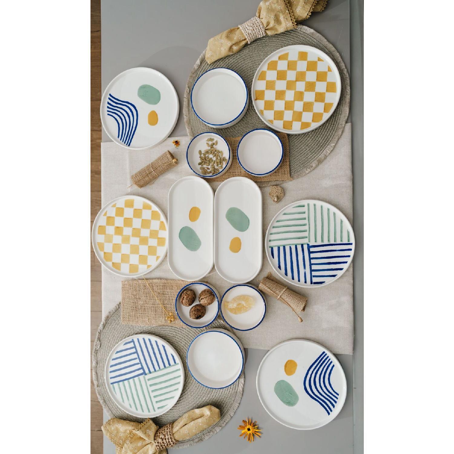 Hand Made 14 Piece Modern Breakfast Set For 6 People - Luxury Breakfast Presentation Plate Set
Hand Made 14 Piece Modern Breakfast Set For 6 People - Luxury Breakfast Presentation Plate Set