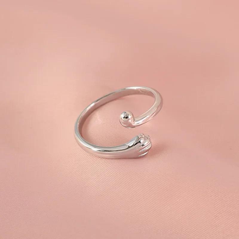 2024 New Cartoon Kitty Hug Couple Rings for Women Men Personality Cat s Paw Opening Adjustable Alloy Zircon Anniversary Gift resizable
2024 New Cartoon Kitty Hug Couple Rings for Women Men Personality Cat s Paw Opening Adjustable Alloy Zircon Anniversary Gift resizable