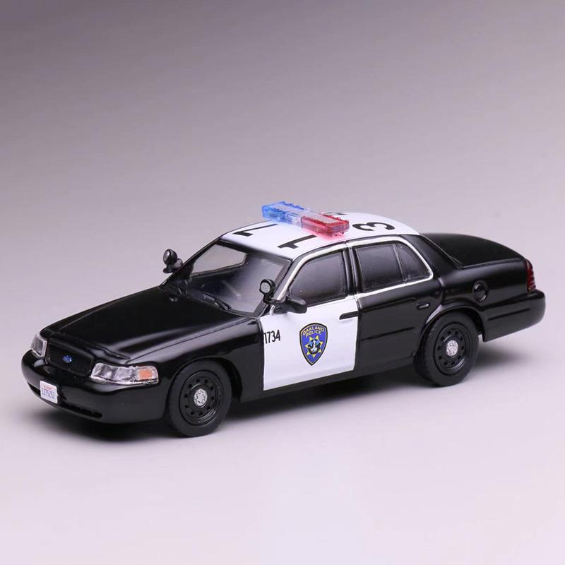 596 1:64 Crown Victoria New York Oakland Alloy Car Diecasts & Toy Vehicles Car Model Miniature Scale Model Car For Children
596 1:64 Crown Victoria New York Oakland Alloy Car Diecasts & Toy Vehicles Car Model Miniature Scale Model Car For Children