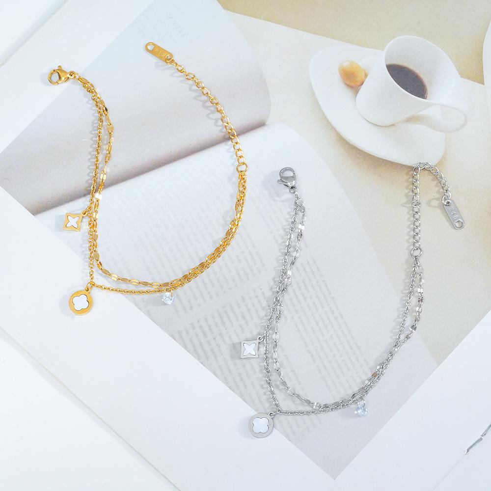 Four-Leaf Clover Double-Layered Titanium Steel Bracelet for Women - Non-Fading, Fashionable, Exquisite Design
Four-Leaf Clover Double-Layered Titanium Steel Bracelet for Women - Non-Fading, Fashionable, Exquisite Design