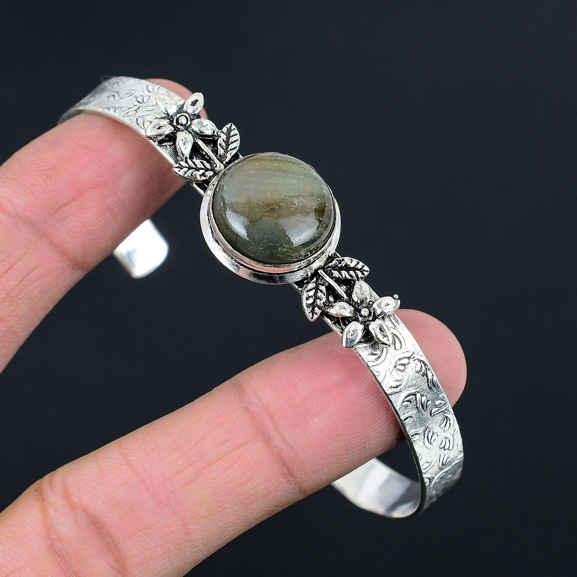 Mothers day Deal 925 Sterling Silver Labradorite Gemstone Handmade Flower Bangle Adjustable
Mothers day Deal 925 Sterling Silver Labradorite Gemstone Handmade Flower Bangle Adjustable