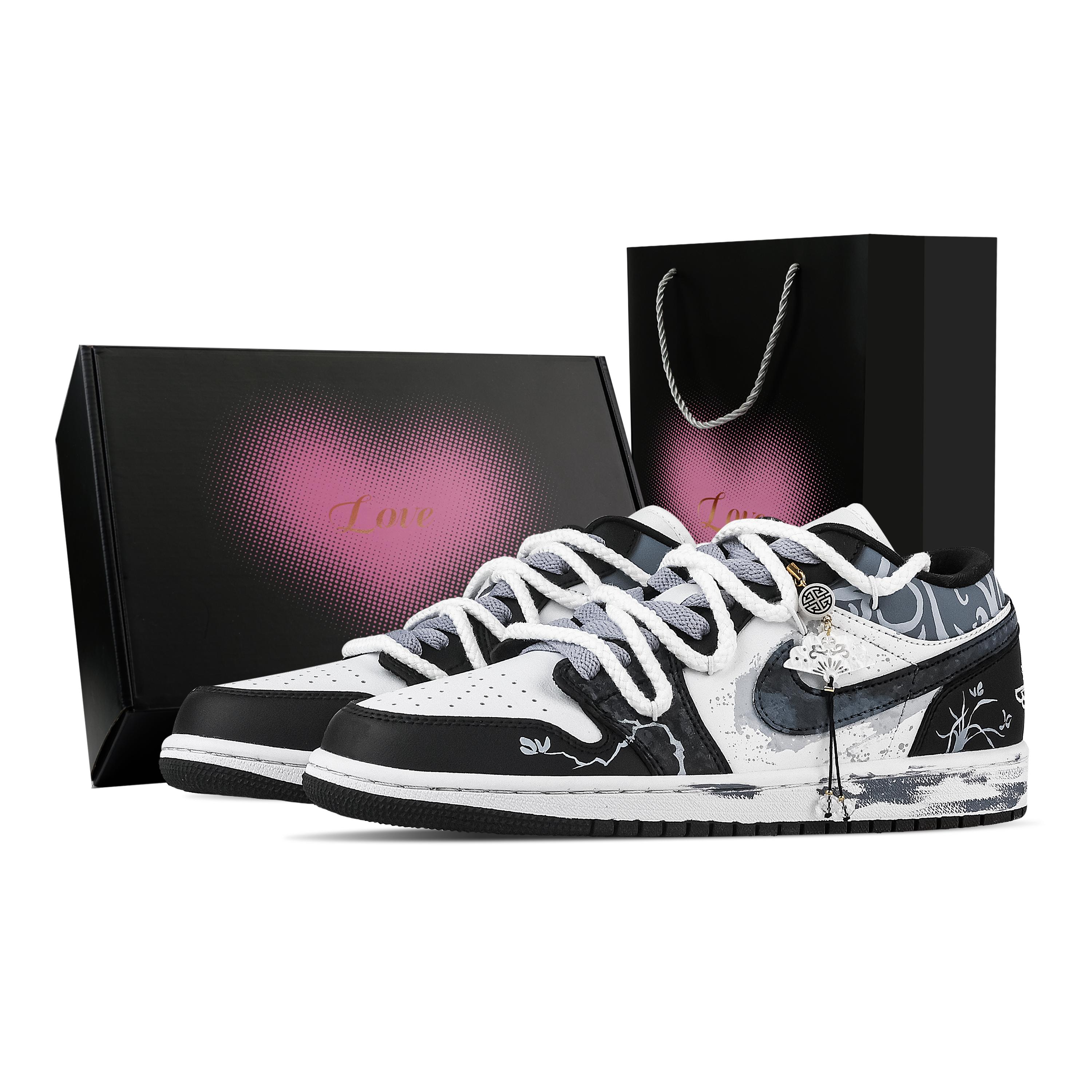 Jordan Air Jordan 1 Orchid Pattern, Heart Box Low top Vintage Basketball Shoes Unisex Black Blue DC0774-101(Team773--) 44.5
Jordan Air Jordan 1 Orchid Pattern, Heart Box Low top Vintage Basketball Shoes Unisex Black Blue DC0774-101(Team773--) 44.5