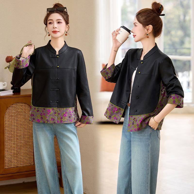 Женская кожаная куртка Весна 2025 с застежкой-лягушкой и комбинированным модным дизайном Medium (55-62.5 kg) чёрный
Женская кожаная куртка Весна 2025 с застежкой-лягушкой и комбинированным модным дизайном Medium (55-62.5 kg) чёрный