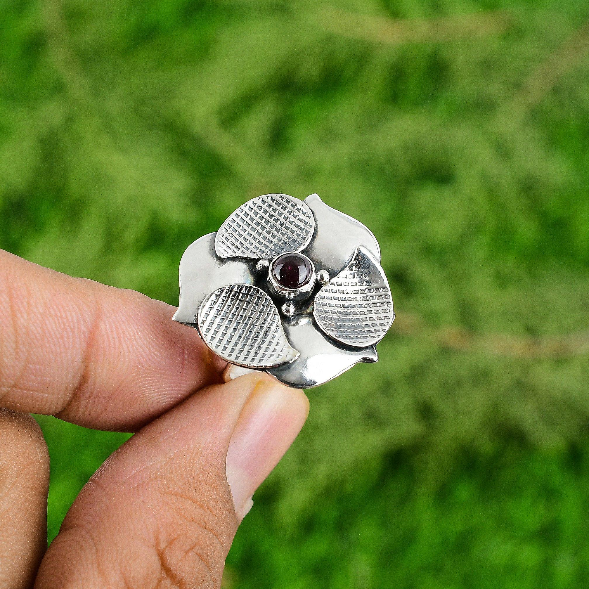 925 Silver Tourmaline Gemstone Wife Boho Flower Promise October Birth Bezel Ring Adjustable
925 Silver Tourmaline Gemstone Wife Boho Flower Promise October Birth Bezel Ring Adjustable