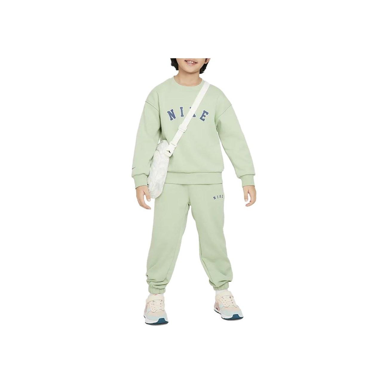Nike Cozy Letter Round Neck Top And Cuffed Long Pants Casual Sports Set Kids sets Honeydew FZ9923-343 7
Nike Cozy Letter Round Neck Top And Cuffed Long Pants Casual Sports Set Kids sets Honeydew FZ9923-343 7