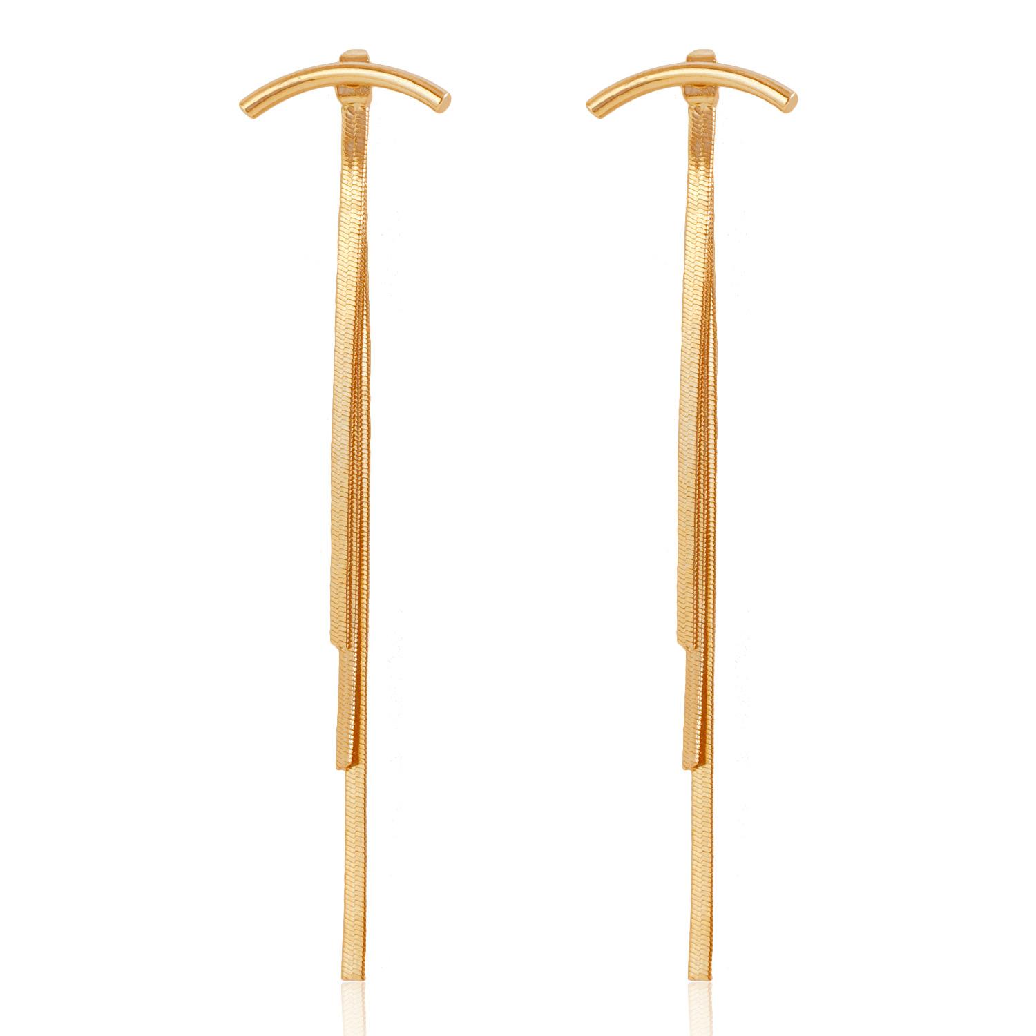 European and American jewelry, simple and thin cold wind metal snake bone long stud earrings Internet celebrity versatile fringed earrings золотой
European and American jewelry, simple and thin cold wind metal snake bone long stud earrings Internet celebrity versatile fringed earrings золотой
