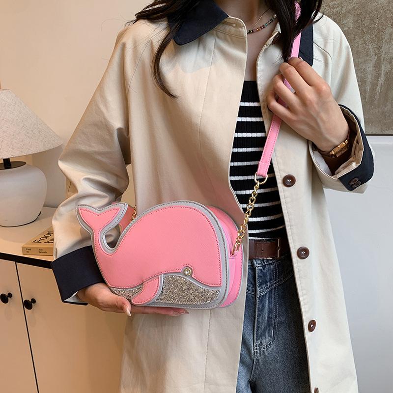 Cross mirror s little dolphin bag new special-shaped bag Mori series sweet girl foreign style bright star messenger bag
Cross mirror s little dolphin bag new special-shaped bag Mori series sweet girl foreign style bright star messenger bag
