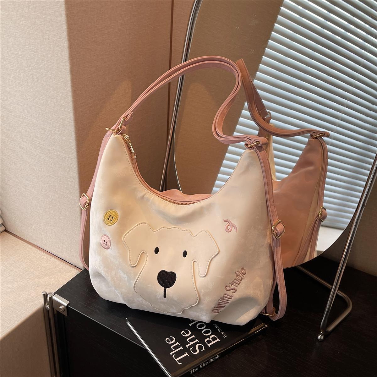 2025 Женский Модный Универсальный Рюкзак-Тоут - Большая Вместимость для Ежедневных Поездок
2025 Женский Модный Универсальный Рюкзак-Тоут - Большая Вместимость для Ежедневных Поездок