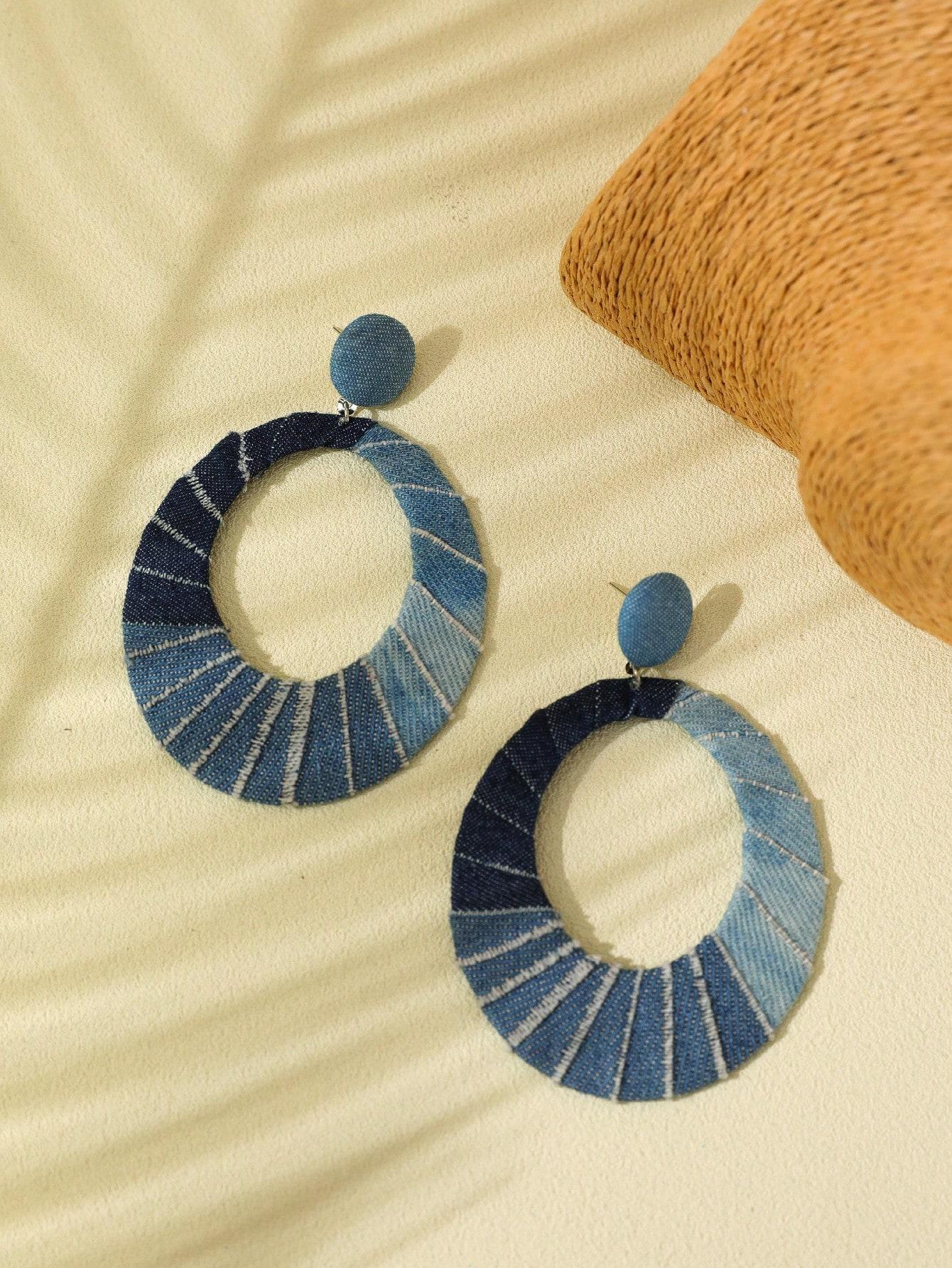 Модные серьги-подвески для женщин синий
Модные серьги-подвески для женщин синий