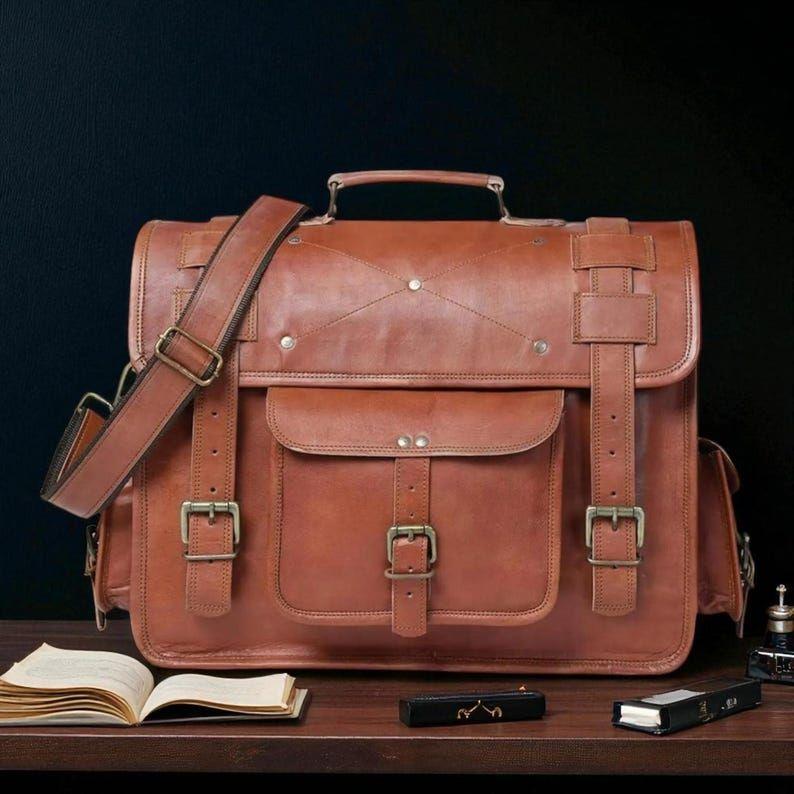 Сумка-мессенджер через плечо из натуральной кожи ручной работы для ноутбука, офисная сумка, портфель, в деревенском винтажном стиле, подарки для мужчин, подарок для него 18 x 14 x 6 in
Сумка-мессенджер через плечо из натуральной кожи ручной работы для ноутбука, офисная сумка, портфель, в деревенском винтажном стиле, подарки для мужчин, подарок для него 18 x 14 x 6 in