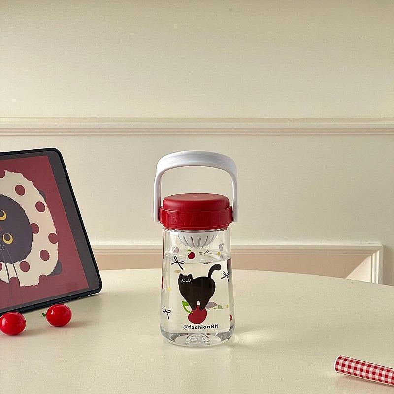 Летняя милая пухлая кошка пластиковая бутылка для воды с мультяшной ручкой - портативная, стильная мини экологичная бутылка для воды красный
Летняя милая пухлая кошка пластиковая бутылка для воды с мультяшной ручкой - портативная, стильная мини экологичная бутылка для воды красный