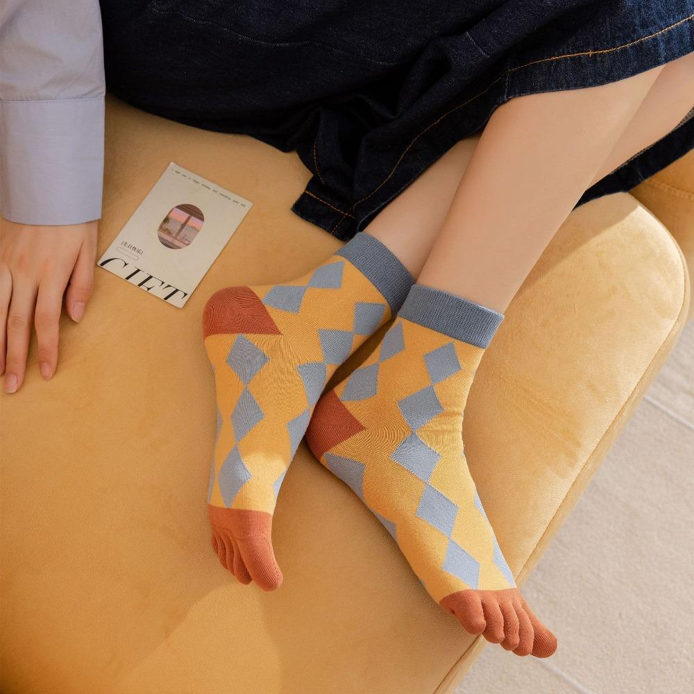 Mosaic Color Fashion Design Korean Style Hosiery Split-toed Socks Five Finger Socks Women Socks H
Mosaic Color Fashion Design Korean Style Hosiery Split-toed Socks Five Finger Socks Women Socks H