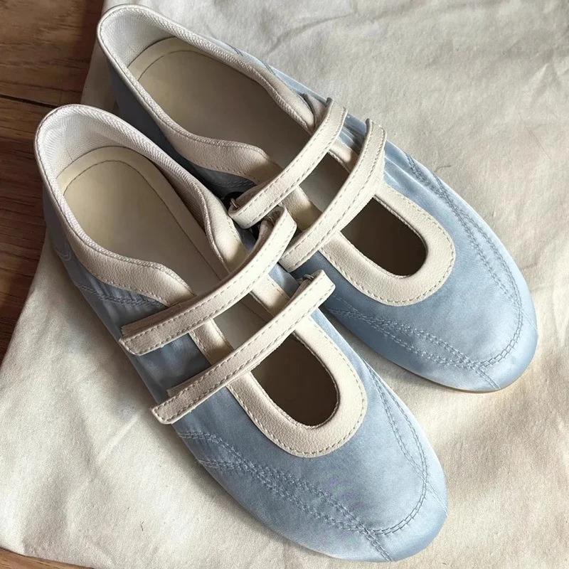 Spring Flats Women Sport Shoes Casual Sneakers Cozy Woman Loafers Shoes New Trend Walking Running Fashion Female 40
Spring Flats Women Sport Shoes Casual Sneakers Cozy Woman Loafers Shoes New Trend Walking Running Fashion Female 40