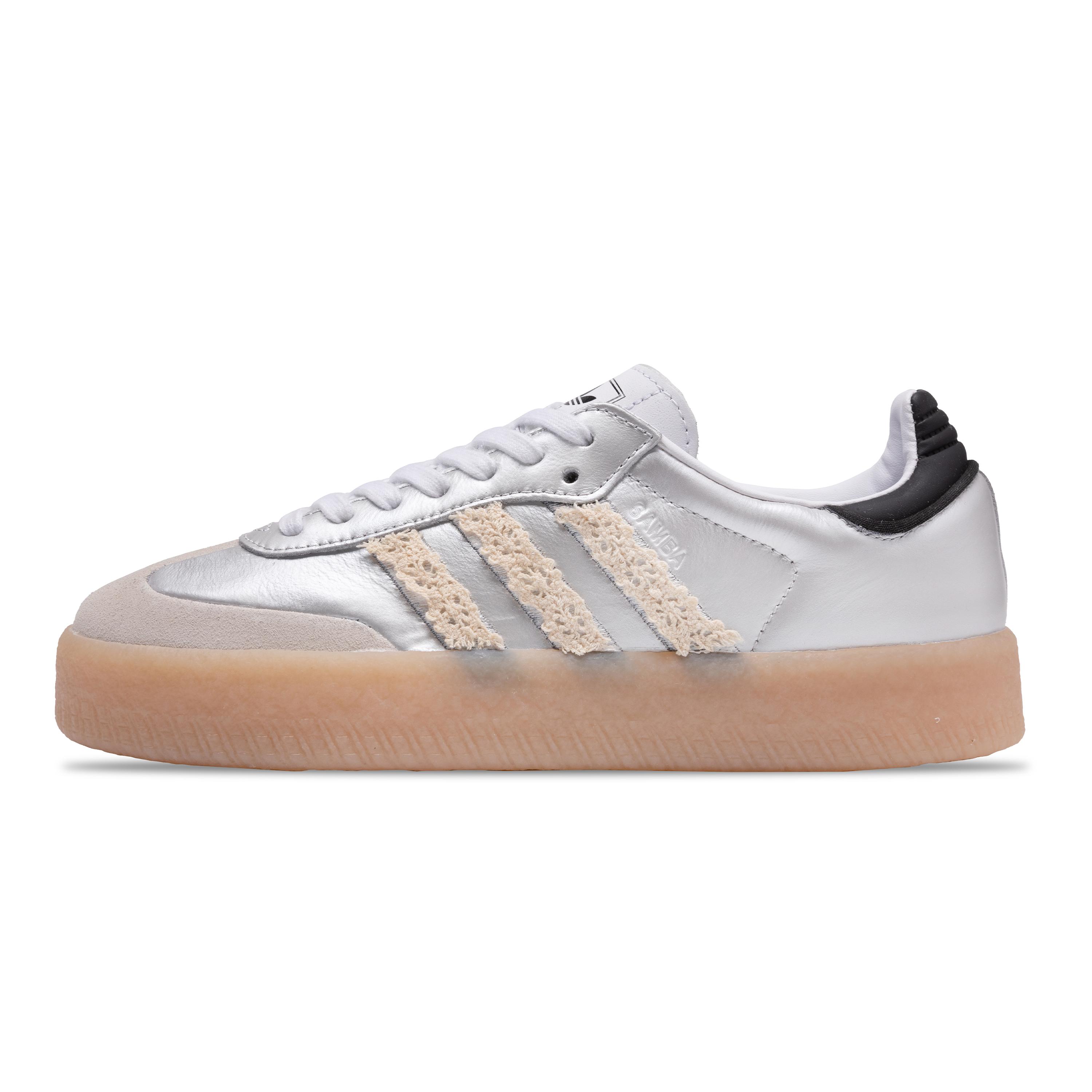 Adidas Originals SAMBAE Silver Girlish Abrasion Resistant Low top Skateboard Shoes Women s IG5744(Team348-) 37⅓
Adidas Originals SAMBAE Silver Girlish Abrasion Resistant Low top Skateboard Shoes Women s IG5744(Team348-) 37⅓