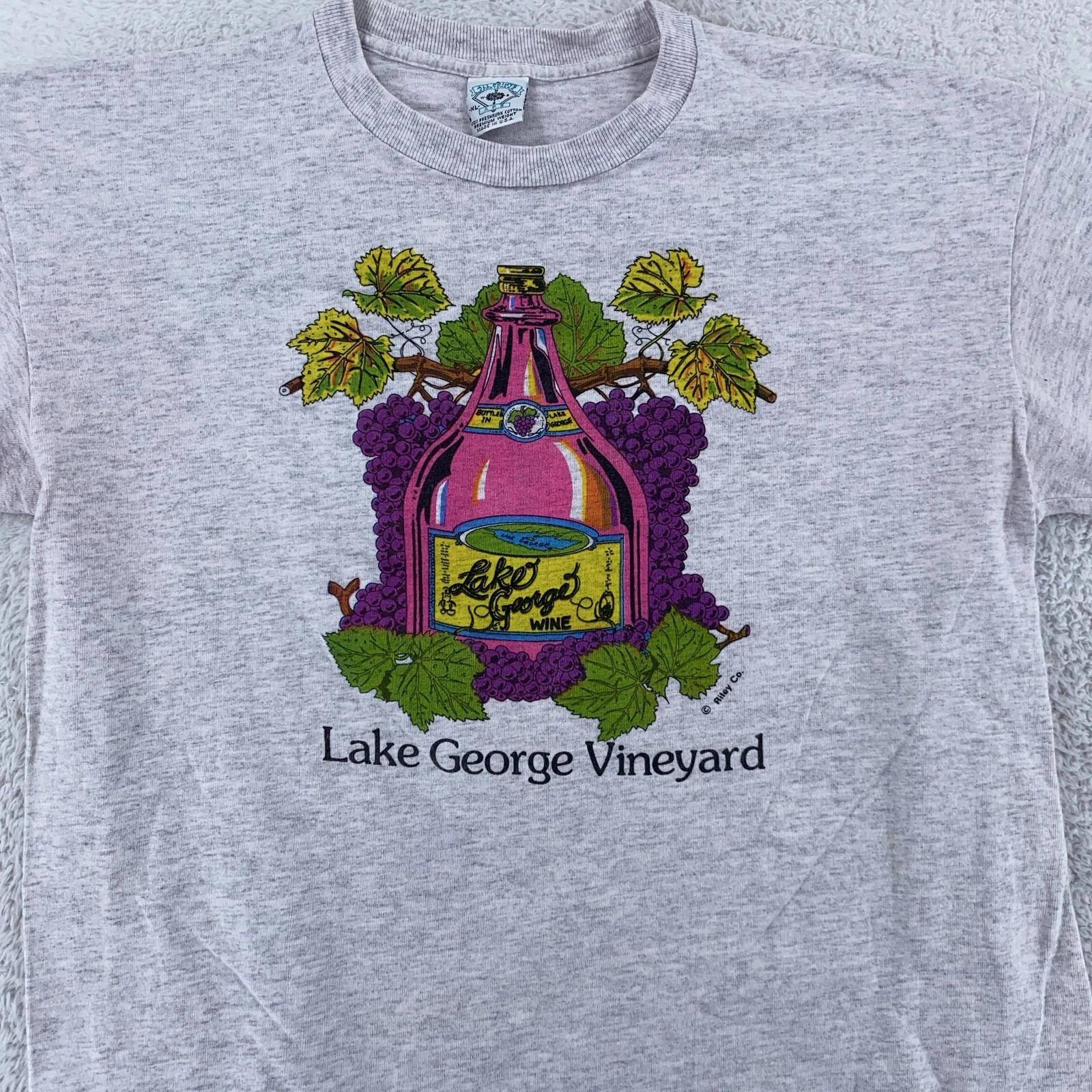 Винтажная футболка Lake George Vineyard Мужская L Серая Вино Нью-Йорк Футболка США 90-е L
Винтажная футболка Lake George Vineyard Мужская L Серая Вино Нью-Йорк Футболка США 90-е L