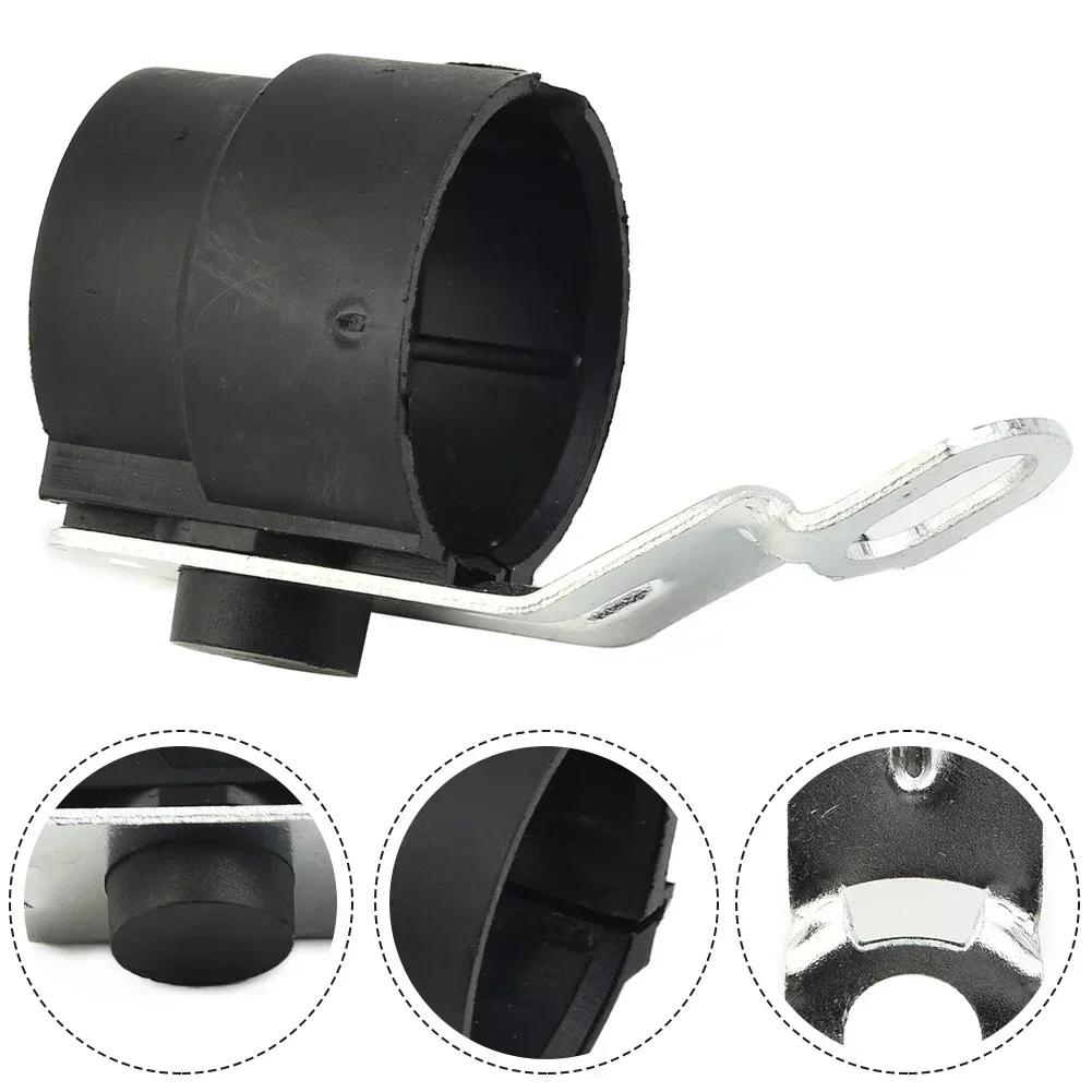 Trailer Dirt Protection Plug Adapter Trailer Adapter Protection Plug Holder With Locking Nose To 7‑13P Trailer Connector Bracket чёрный
Trailer Dirt Protection Plug Adapter Trailer Adapter Protection Plug Holder With Locking Nose To 7‑13P Trailer Connector Bracket чёрный