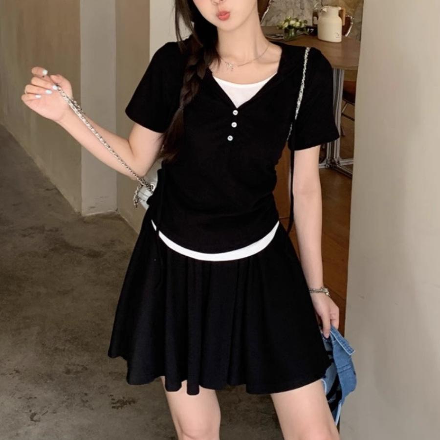 Plus Size Summer Casual Hooded Top & High-Waisted Pleated Skirt Set for Women 3XL (recommended 160-180 jin)
Plus Size Summer Casual Hooded Top & High-Waisted Pleated Skirt Set for Women 3XL (recommended 160-180 jin)