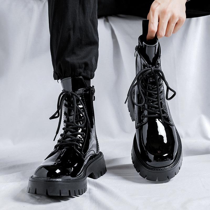 Martin boots men s British style high-top locomotive trendy men s boots men s 2025 bright leather tooling leather shoes 76261-R 44
Martin boots men s British style high-top locomotive trendy men s boots men s 2025 bright leather tooling leather shoes 76261-R 44