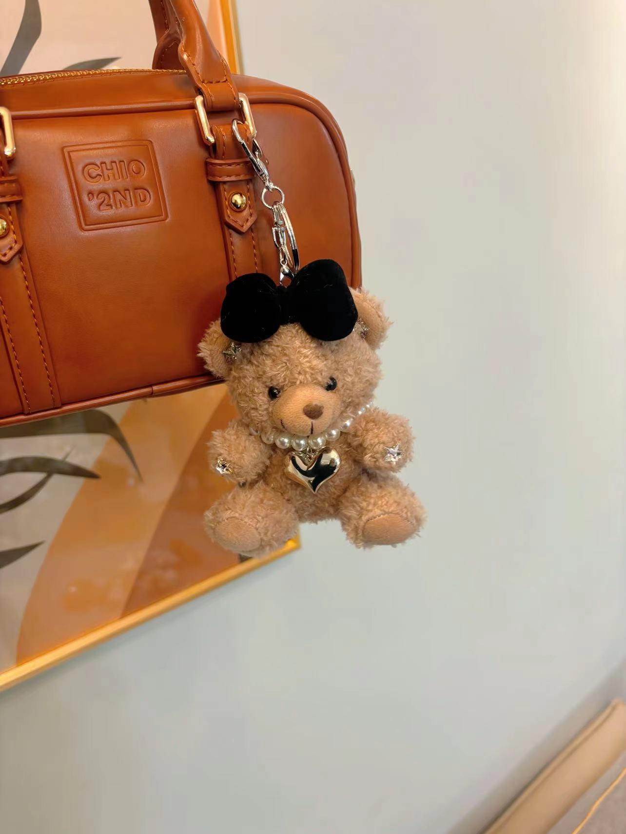 Персонализируемый плюшевый милый брелок-подвеска в виде медведя и мобильного телефона
Персонализируемый плюшевый милый брелок-подвеска в виде медведя и мобильного телефона