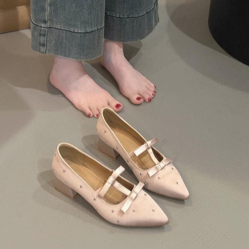 Including the inner heightening version~ · Temperament rhinestone satin women s shoes 2025 new fairy style beautiful Mary Jane shoes 35 розовый
Including the inner heightening version~ · Temperament rhinestone satin women s shoes 2025 new fairy style beautiful Mary Jane shoes 35 розовый