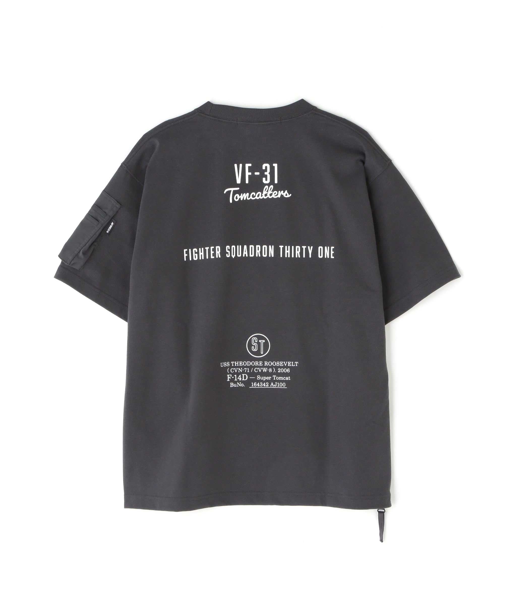 AVIREX MIL. POCKET T-SHIRT Men s L 410 charcoal 783-5134015
AVIREX MIL. POCKET T-SHIRT Men s L 410 charcoal 783-5134015