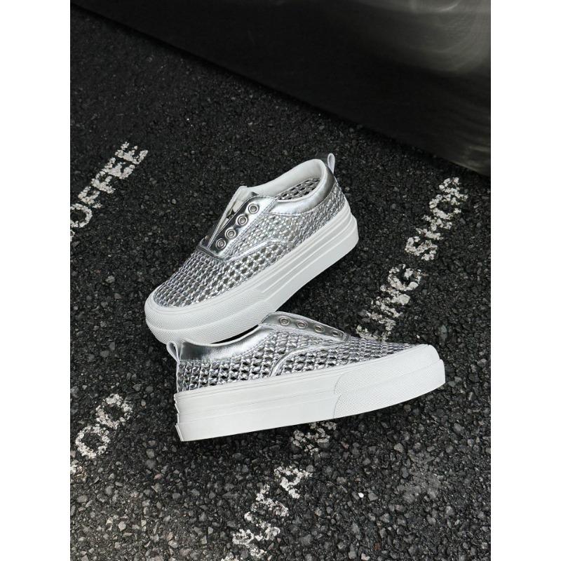 Woven hollow fashion little white shoes women s shoes breathable silver board shoes comfortable casual shoes 40 срібний
Woven hollow fashion little white shoes women s shoes breathable silver board shoes comfortable casual shoes 40 срібний