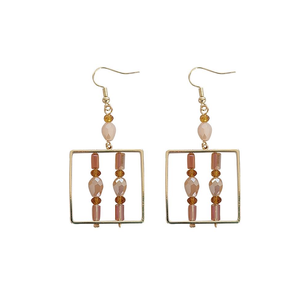 Women s Pastoral Style Mixed-Color Beaded Square Earrings золотой
Women s Pastoral Style Mixed-Color Beaded Square Earrings золотой