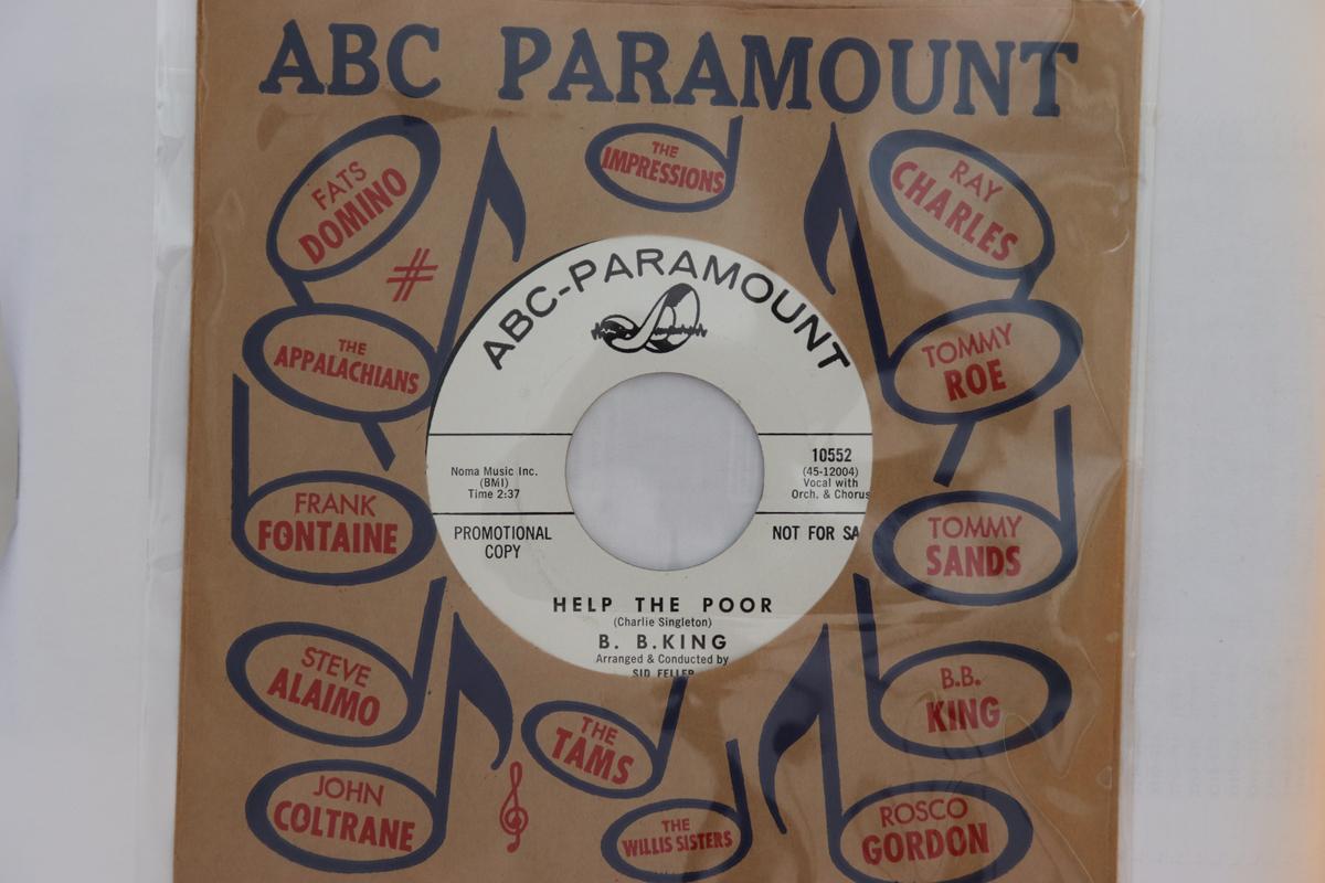 7inch Record B.B. KING - Help The Poor / I Wouldn t Have It 4510552 ABC-Paramount 1964 US Soul/Funk Used
7inch Record B.B. KING - Help The Poor / I Wouldn t Have It 4510552 ABC-Paramount 1964 US Soul/Funk Used