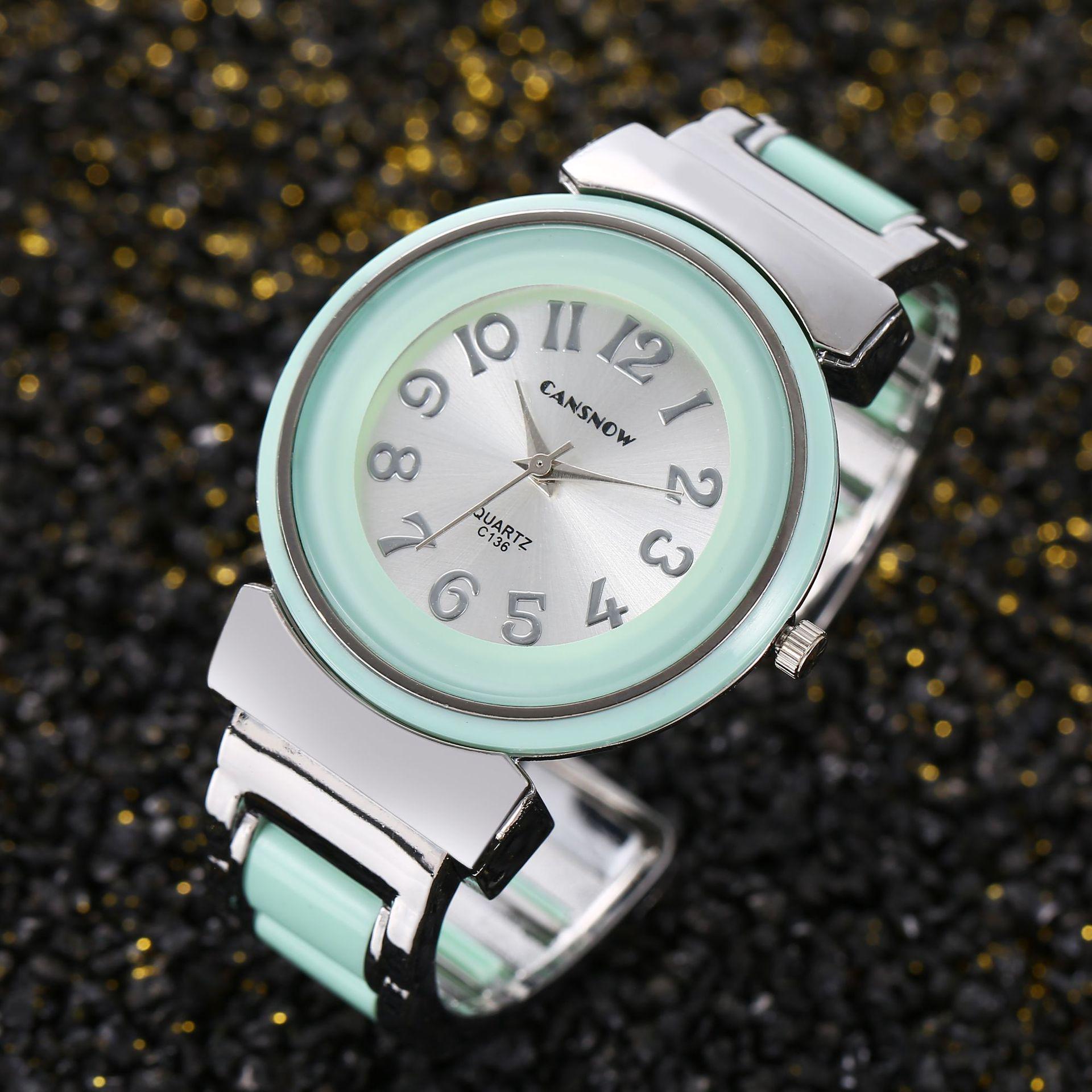 2026 Cross-border E-commerce New Light Luxury Women s Watch & Bracelet: European & American Fashion, Simple & Versatile Hot Selling Style. срібні зелений колір
2026 Cross-border E-commerce New Light Luxury Women s Watch & Bracelet: European & American Fashion, Simple & Versatile Hot Selling Style. срібні зелений колір