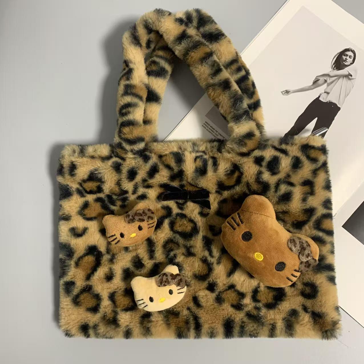 Шикарная ретро женская сумка с леопардовым принтом - Большая вместимость, модная и стильная
Шикарная ретро женская сумка с леопардовым принтом - Большая вместимость, модная и стильная