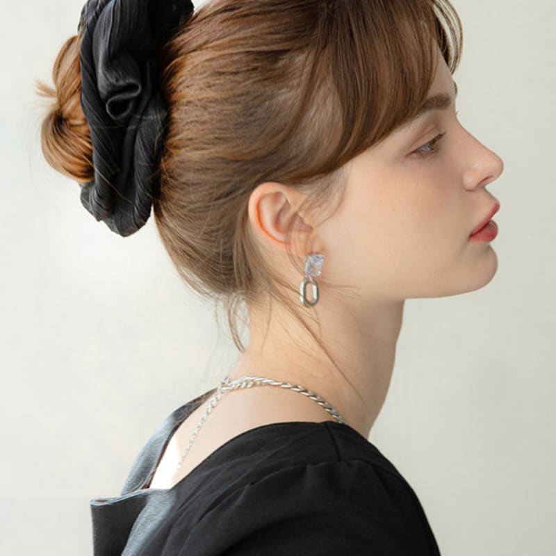 Жан Поль Кларисс Большая Плиссированная Резинка для Волос JP-22-069S BEIGE
Жан Поль Кларисс Большая Плиссированная Резинка для Волос JP-22-069S BEIGE