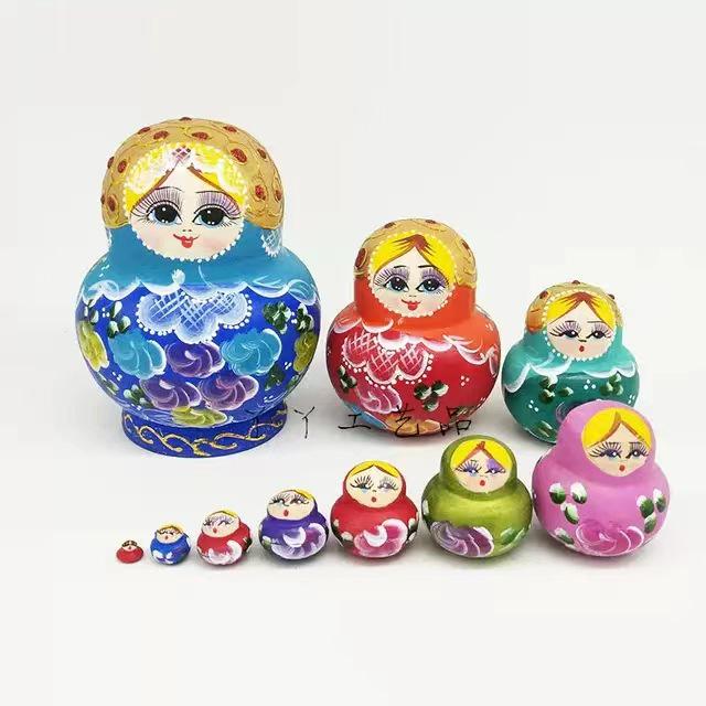 Ten-Layer Blue Floral Russian Nesting Dolls: Animal-Themed Wooden Souvenir Crafts
Ten-Layer Blue Floral Russian Nesting Dolls: Animal-Themed Wooden Souvenir Crafts