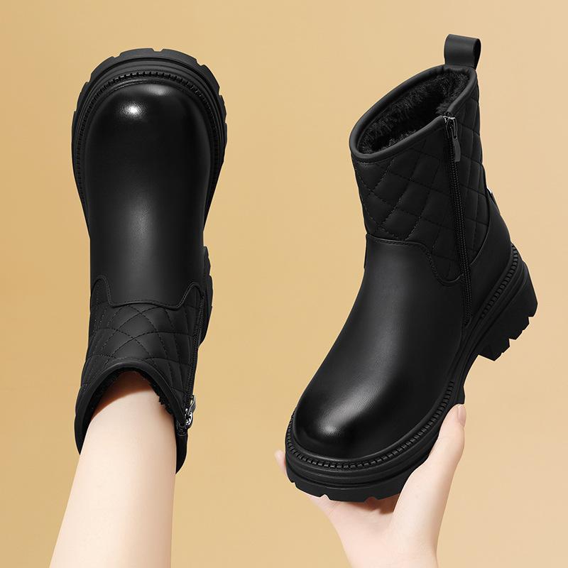 Autumn and winter new snow boots women s velvet thickened warm non-slip thick-soled high-top cotton shoes large cotton 35
Autumn and winter new snow boots women s velvet thickened warm non-slip thick-soled high-top cotton shoes large cotton 35