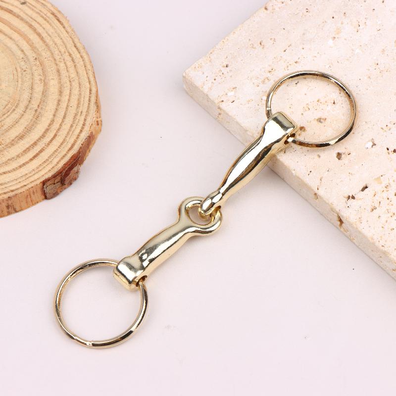 Horse Bits Hollow Jointed Mouth Snaffle Bits Keychain Alloy Keychain Single Connector Horse Bit Key Knot Snaffle Bits Keychain золотий
Horse Bits Hollow Jointed Mouth Snaffle Bits Keychain Alloy Keychain Single Connector Horse Bit Key Knot Snaffle Bits Keychain золотий