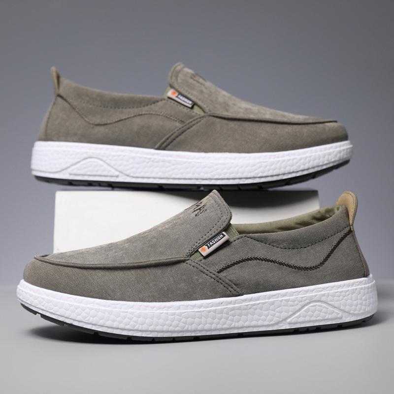 Чоловіче взуття чотири сезони з однією педаллю ліниве взуття старе пекінське тканинне взуття легке модне повсякденне взуття на дошці з м якою підошвою, нековзне 44 оливковий колір
Чоловіче взуття чотири сезони з однією педаллю ліниве взуття старе пекінське тканинне взуття легке модне повсякденне взуття на дошці з м якою підошвою, нековзне 44 оливковий колір