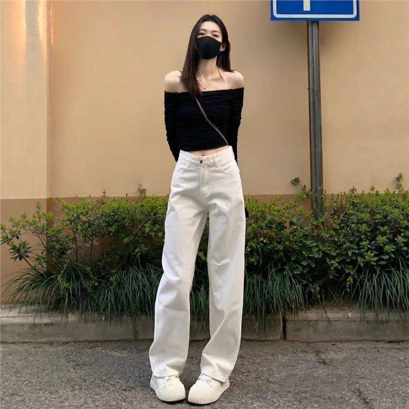 Women s White High-Waisted Wide-Leg Jeans - 2025 Spring/Summer Collection, High-End Loose Fit Straight-Leg Drape Style. S
Women s White High-Waisted Wide-Leg Jeans - 2025 Spring/Summer Collection, High-End Loose Fit Straight-Leg Drape Style. S