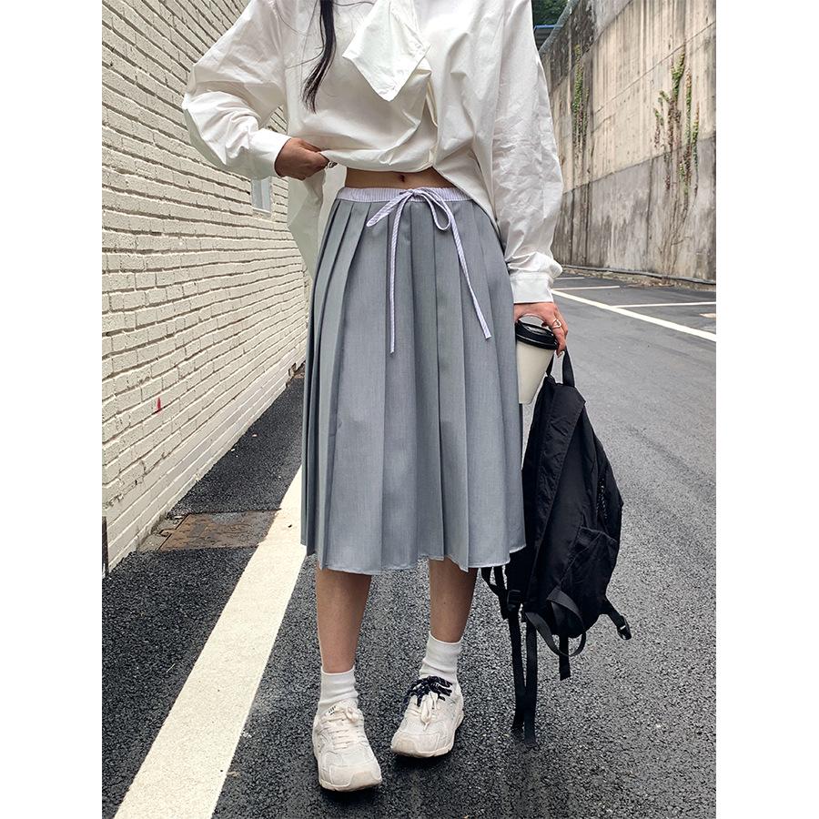 Huang Zheng Pleated Striped Midi Skirt for Women - Spring 2025 Collection, Sweet & Versatile with Drawstring Waist Large темно-синього кольору
Huang Zheng Pleated Striped Midi Skirt for Women - Spring 2025 Collection, Sweet & Versatile with Drawstring Waist Large темно-синього кольору