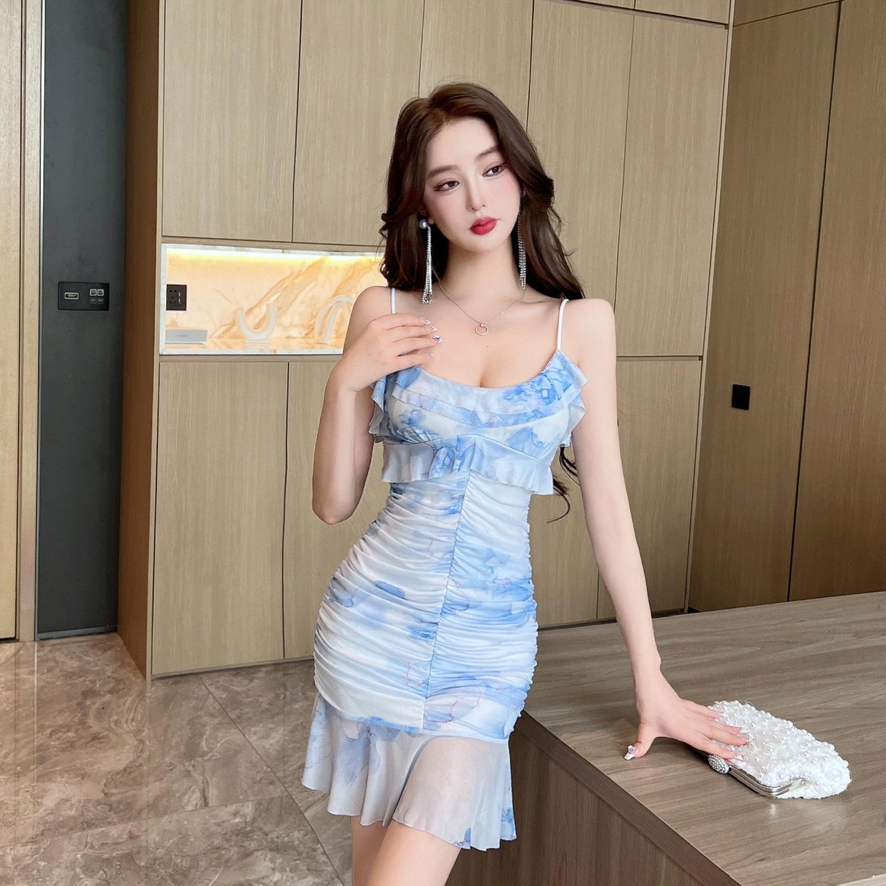 Small slim-fit hip-wrapped skirt summer new sexy mesh printing pleated bottom suspender dress women L
Small slim-fit hip-wrapped skirt summer new sexy mesh printing pleated bottom suspender dress women L