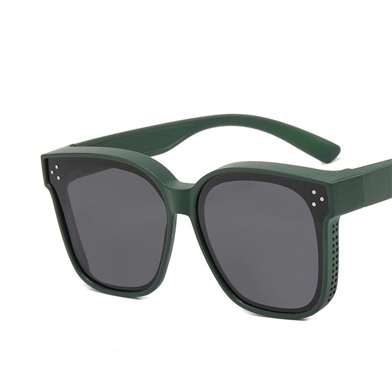 Поляризованные солнцезащитные очки для мужчин и женщин, очки для коррекции зрения при близорукости, модные дизайнерские очки для вождения и рыбалки As picture
Поляризованные солнцезащитные очки для мужчин и женщин, очки для коррекции зрения при близорукости, модные дизайнерские очки для вождения и рыбалки As picture