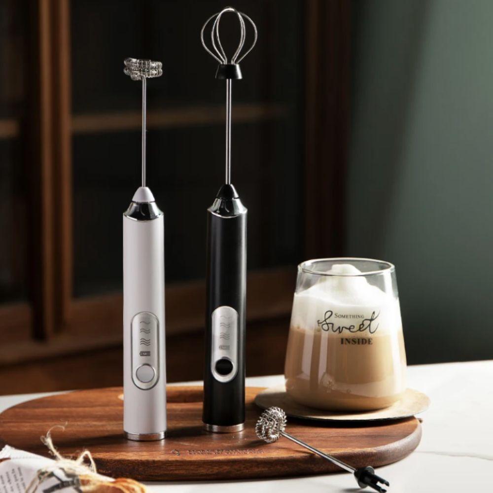 Handheld Electric Milk Frother USB Rechargeable Foam Mixer Portable Coffee Whisk Drink білий
Handheld Electric Milk Frother USB Rechargeable Foam Mixer Portable Coffee Whisk Drink білий