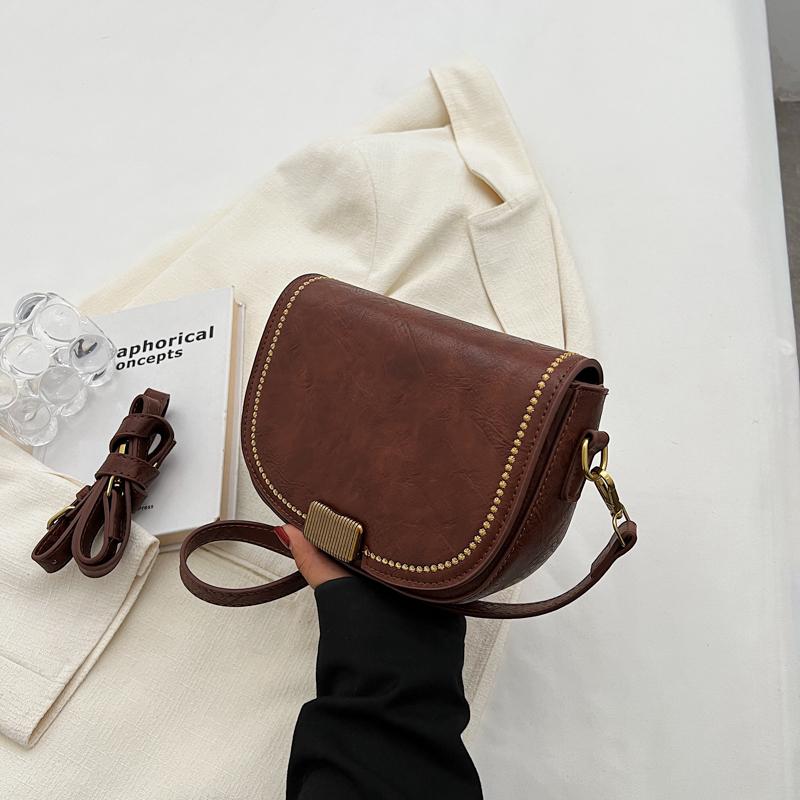 Ретро сумки подмышки женские новые модные высококачественные сумки-мессенджеры из искусственной кожи корейский шик универсальные сумки через плечо
Ретро сумки подмышки женские новые модные высококачественные сумки-мессенджеры из искусственной кожи корейский шик универсальные сумки через плечо