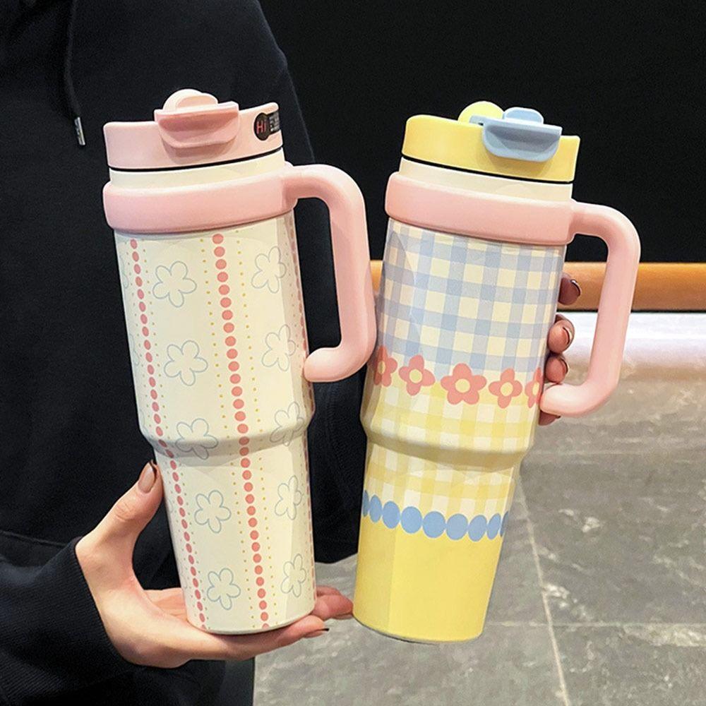 With Lid And Straw Cartoon Vacuum Cup 1000ML Vacuum Cup Winter Direct Drinking Cup Boys and Girls C
With Lid And Straw Cartoon Vacuum Cup 1000ML Vacuum Cup Winter Direct Drinking Cup Boys and Girls C