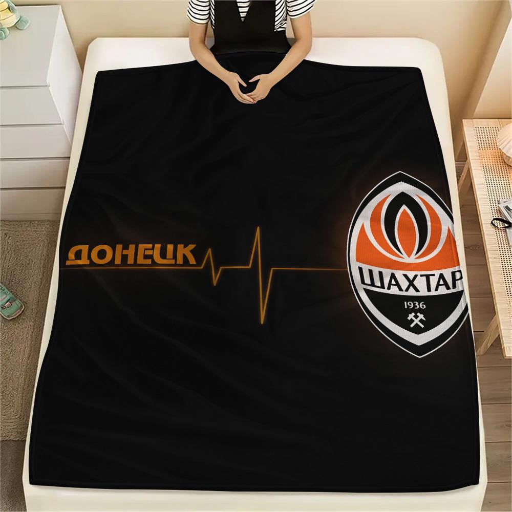 ФК Шахтар Донецьк Пледна ковдра з принтом, Висока якість, Зручна для всіх сезонів, Домашній декор, Тепло та затишок 80cm x 120cm
ФК Шахтар Донецьк Пледна ковдра з принтом, Висока якість, Зручна для всіх сезонів, Домашній декор, Тепло та затишок 80cm x 120cm