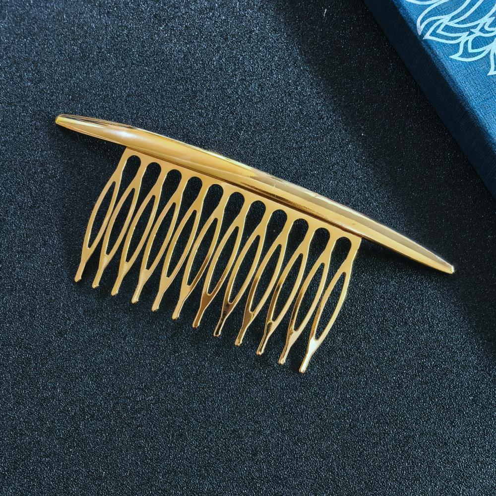 Elegant Metal Hair Combs For Women Girls Fashion Shiny Hair Clip Pins for Women Girls HairPins Female Hair Accessories золотой
Elegant Metal Hair Combs For Women Girls Fashion Shiny Hair Clip Pins for Women Girls HairPins Female Hair Accessories золотой