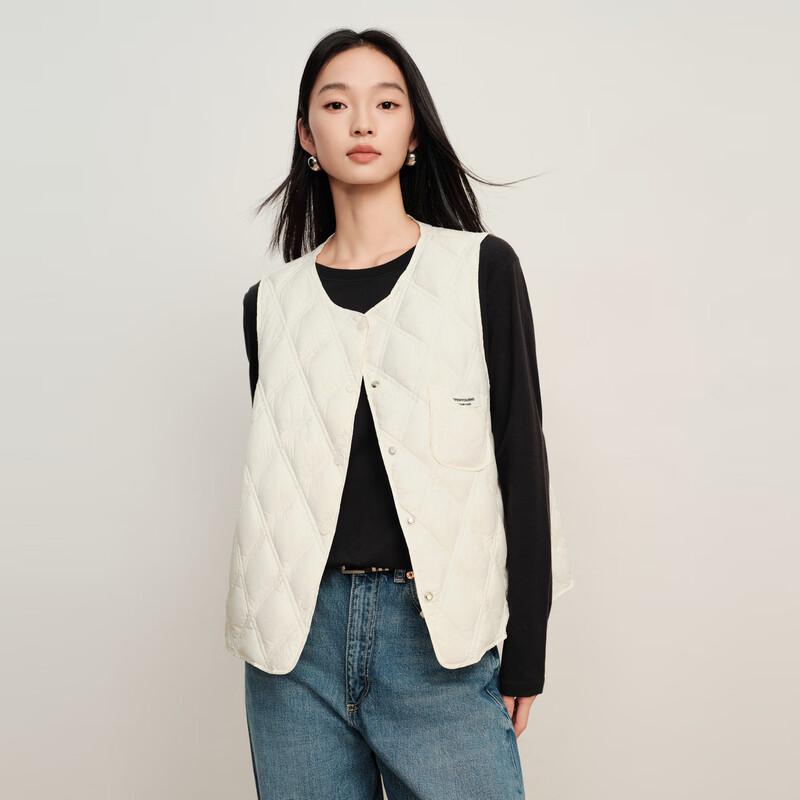 Elva Island Women s Lightweight Down Vest M
Elva Island Women s Lightweight Down Vest M