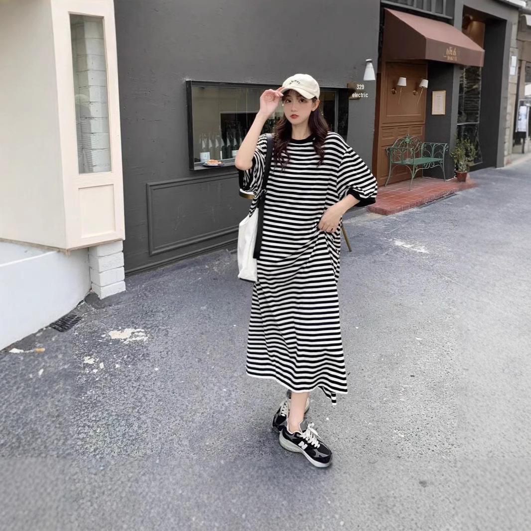 2025 Летнее полосатое облегающее свободное платье для полных женщин XX Large чёрный
2025 Летнее полосатое облегающее свободное платье для полных женщин XX Large чёрный