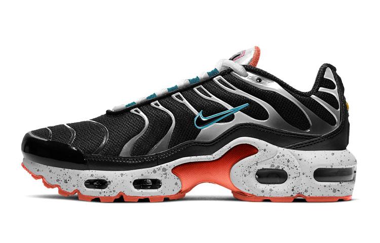 Nike Air Max Plus Black Turf Orange GS CD0609-014 36.5
Nike Air Max Plus Black Turf Orange GS CD0609-014 36.5